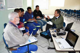 Saae Salto treina equipe que usar� equipamento de combate � perda de �gua